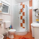 Luxury Luma With Jacuzzi